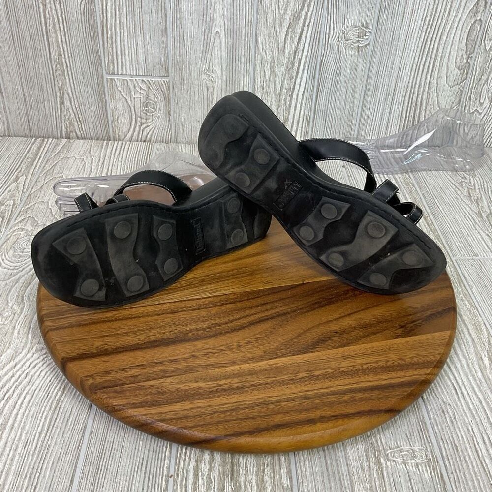 Unlisted Women's Size 11 Crosswinds Black Leather Wedge Slip on Sandals - Picture 7 of 10